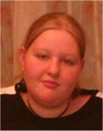 Hi,also ich bin 16 Jahre alt und wohne in Bremen.Bin 1.77 groß,<br>blond,hab blau-graue augen und wär echt froh wenn du größer als <br>ich wärst.<br>Ich suche nette Leute zum kennen lernen <br>(wies weiter geht sehen wir schon).Meine character eigenschaften: <br>bin ehrlich,treu,direkt/offen,humorvoll,zuverlässig,spontan,<br>pünktlich,etwas crazy ;) und wer noch mehr wissen will,<br>schreib mich an *gg*<br>Mein traumpartner sollte so zumindest ähnliche <br>charactereigentschaften und hobbys haben. Meine hobbys sind:lesen,musik hören,chatten,freunde treffen,küssen,kuscheln...<br>Achja ich suc hmänner ab 18-25 Jahre (steh auf die etwas älteren)<br>Meldet euch einfach,freu mich schon auf die mails